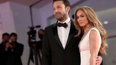 صفقة صادمة بعد الطلاق.. بن أفليك يتنازل عن قصره لـ جينيفر لوبيز