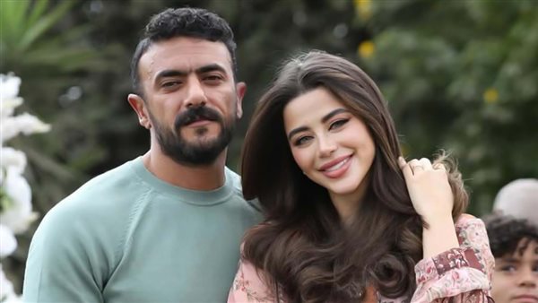 يارا السكري وأحمد العوضي 