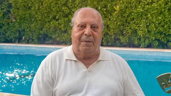 أسامة عباس 