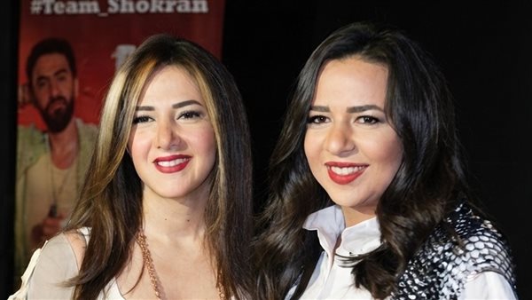 إيمي ودنيا  