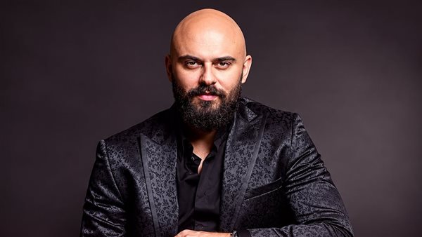 أحمد صلاح حسني 